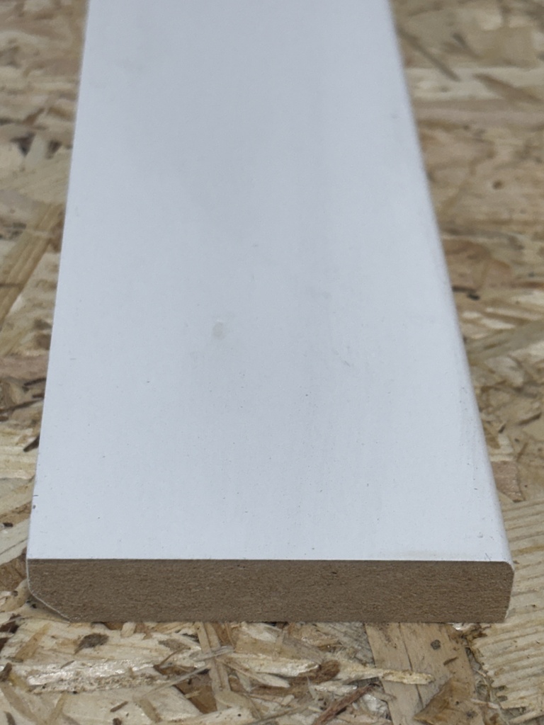 MDF 12 x 70 x 4880 mm plint V313 wit gegrond - FSC Mix 70% 