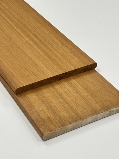 [2400882] Thermo Ayous volhout boeiplank  27 x 300 x 5050 mm geschaafd